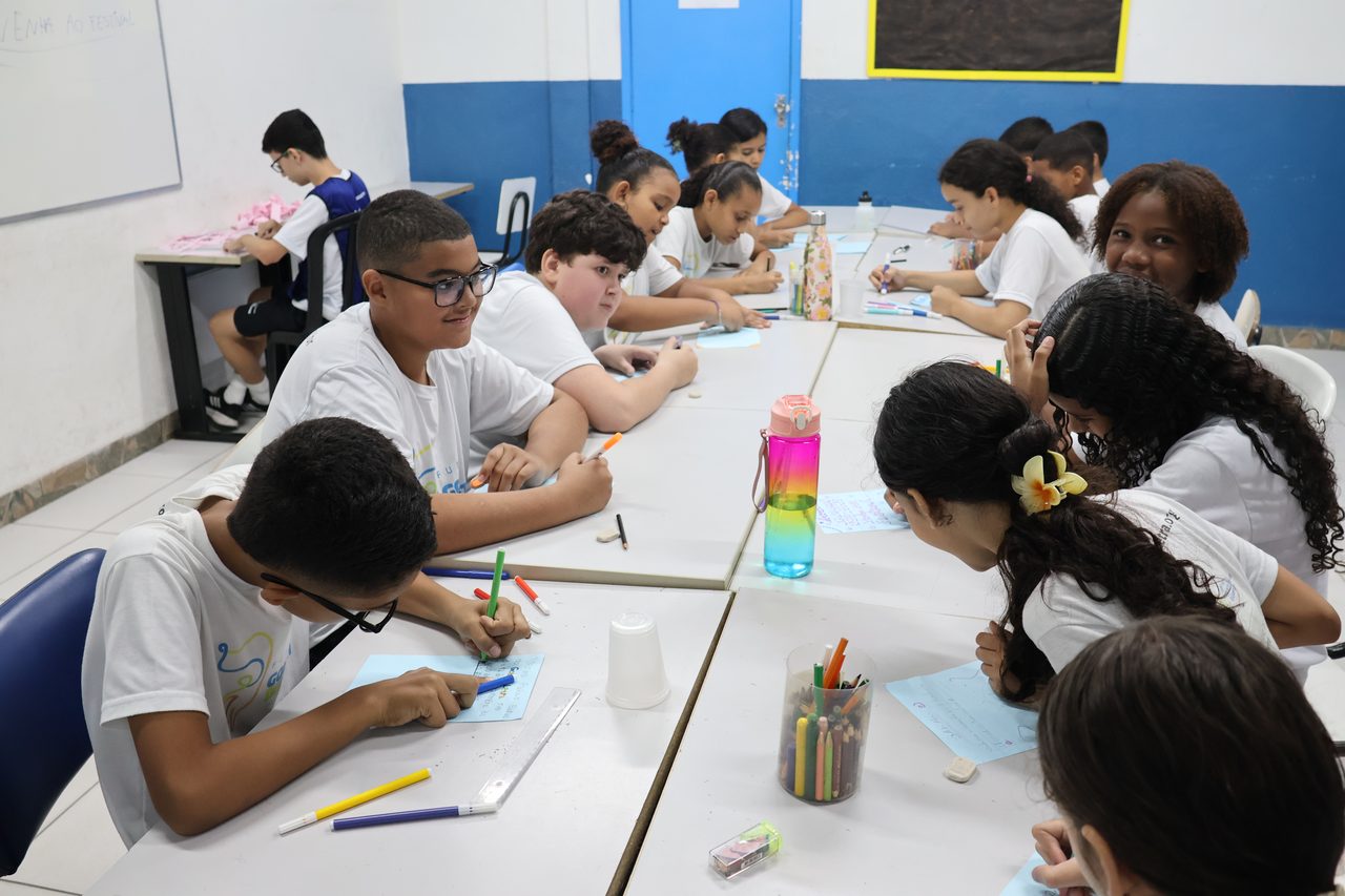 Atividade cultural no Caju Esporte e Educação