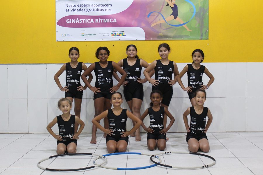 Turma de ginástica rítmica do Inspiração Caju
