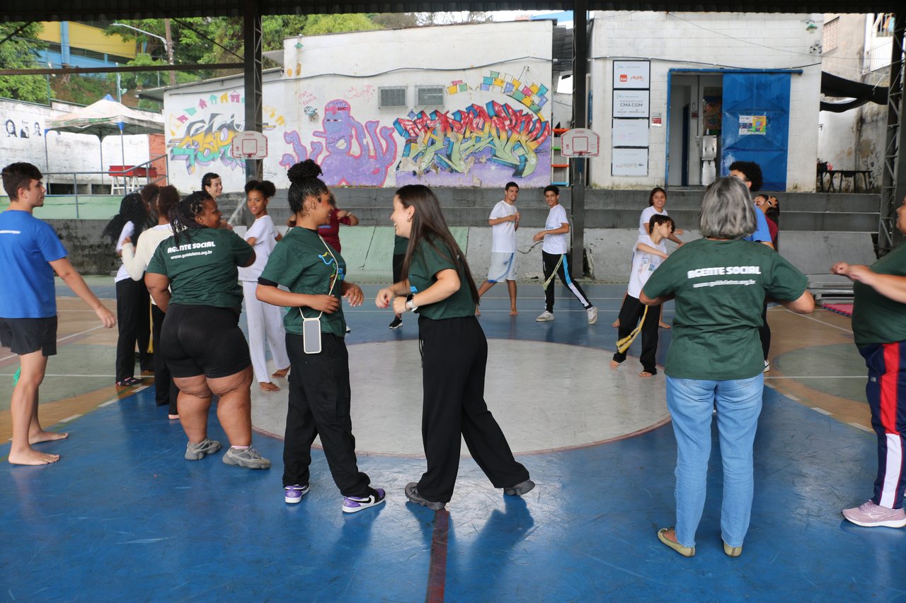 Roda de atividade do Serviço Social com a comunidade