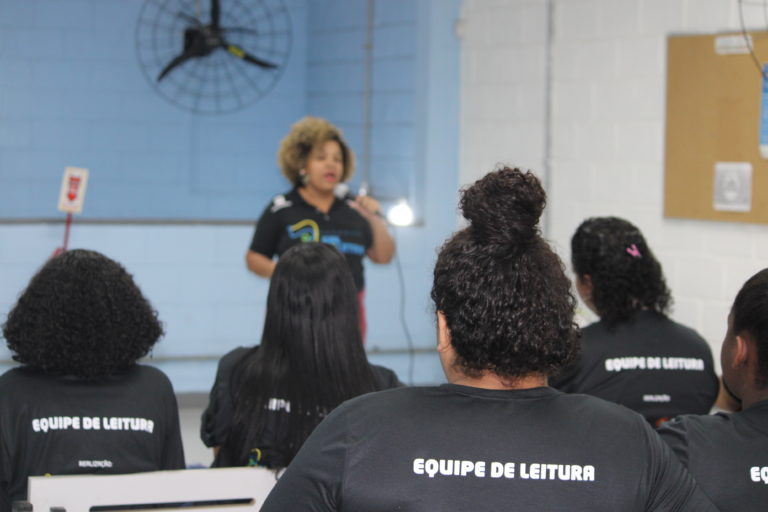 Agentes em formação incentivam cultura literária