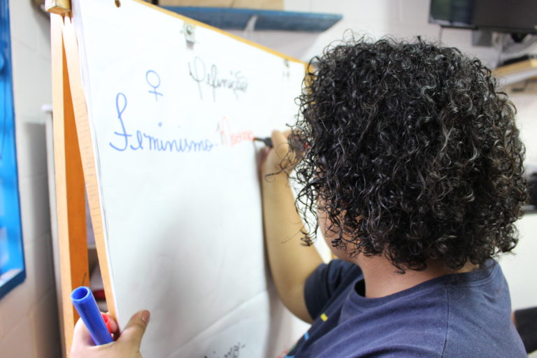 Educação em sexualidade para crianças e adolescentes é tema de curso na Gol de Letra