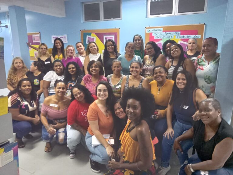 Formação de Lideranças Femininas- Agentes Sociais da Fundação Gol de Letra, Caju.