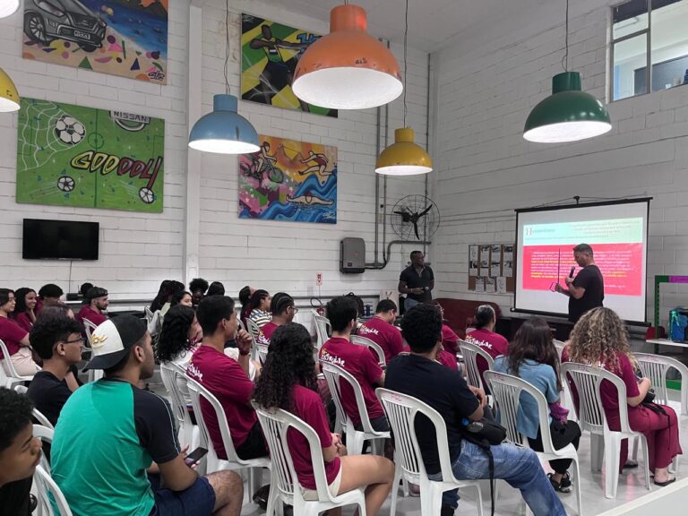 Convocação para a Primeira Fase do Curso Pré-Vestibular Comunitário Gol de Letra RJ